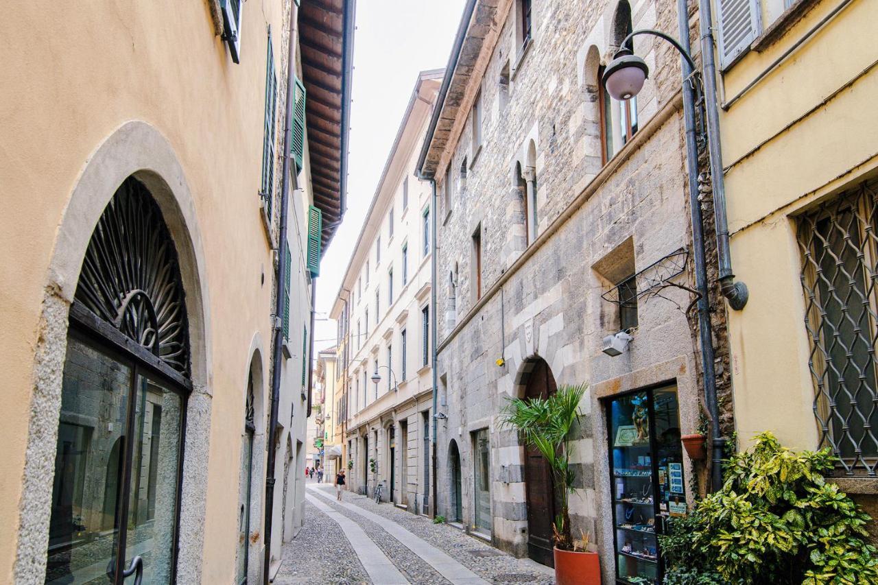 Palazzo Del Pero - The House Of Travelers Apartment Como Exterior photo